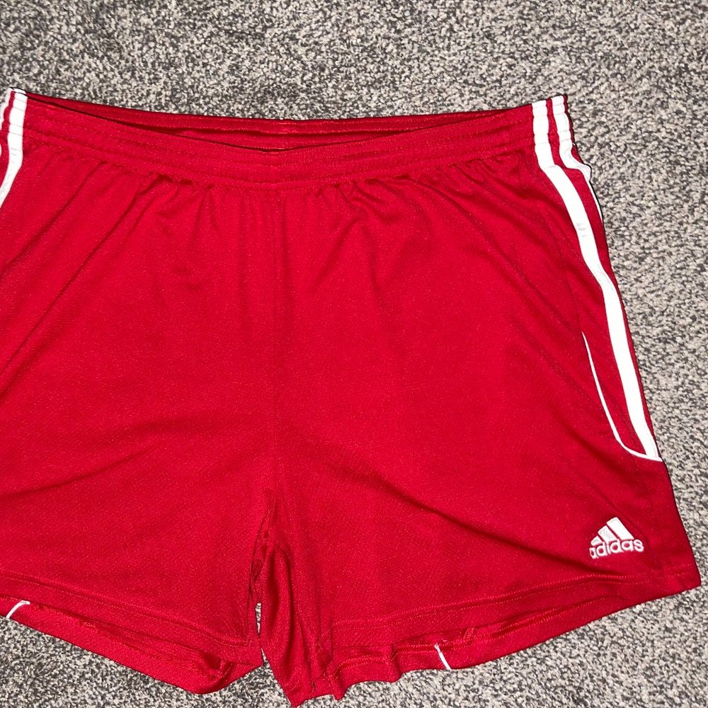 RED ADIDAS SOCCER SHORTS SIZE XL